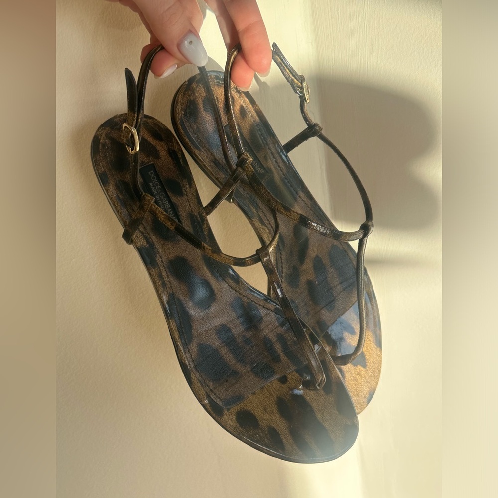 Dolce & Gabbana T strap sandals